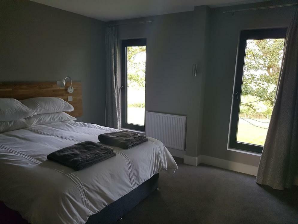 Appartement Oak & Hazel, Heath Row Barn à Overton  Extérieur photo