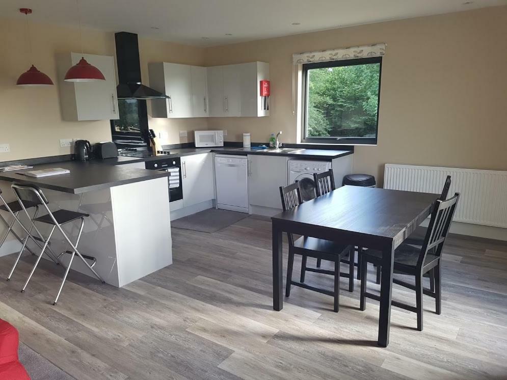 Appartement Oak & Hazel, Heath Row Barn à Overton  Extérieur photo